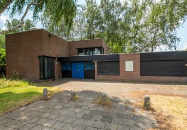 Namens de gemeente Rotterdam begeleidt BRiQ real estate de verkoop van een vrijstaand object met maatschappelijke functie, plaatselijk bekend als Nieuwemeer 101 te Rotterdam.